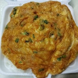 ไข่เจียวกุ้งสับ ราดข้าว