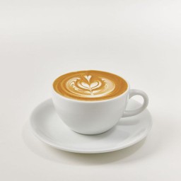 Hot Latte ลาเต้ร้อน