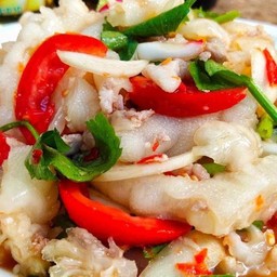 ยำเล็บมือนาง