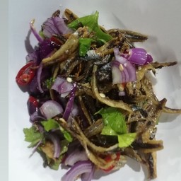 ยำปลาจริงจัง