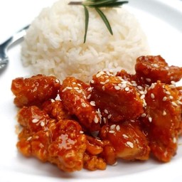 ข้าวไก่กรอบซอสเกาหลี