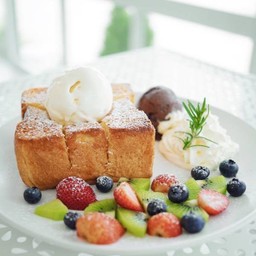 D-Mix Fruit Honey Toast