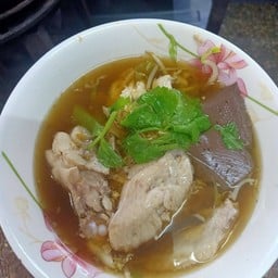 ก๋วยเตี๋ยวไก่ ซอยมหาดไทย