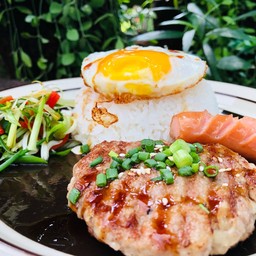 ข้าวฮัมเบิกร์หมู