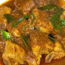 แกงคั่วหมู