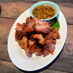 คอหมูย่าง