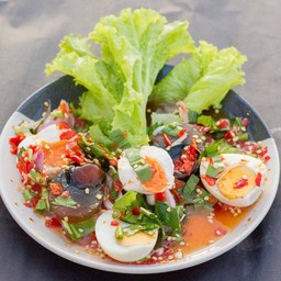ยำไข่3สหาย
