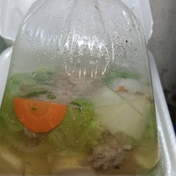 แกงจืดเต้าหู้หมูสับ