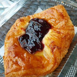 BLUEBERRY DANISH