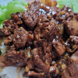 ตับไก่ล้วนทอดกระเทียม