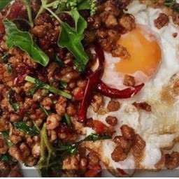 Nine Nai ข้าวไข่เจียว พฤกษา 20