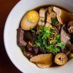 ก๋วยเตี๋ยวน้ำตก/ต้มยำ/ก๋วยจั๊บ