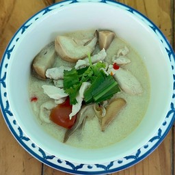 ต้มข่าไก่