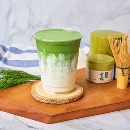 Wakatake Matcha Latte หอมเข้ม อุมามิ โทนเขียวสว่าง