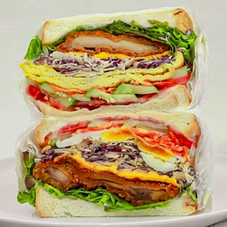 ⭐5.0 (164) - แซนวิชเกาหลี ไก่กรอบ ไข่ดาวชีส Egg Cheese Crispy Chicken Sandwich