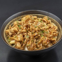 ข้าวหน้าหมูผัดกิมจิ