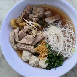 ก๋วยเตี๋ยวหมูน้ำตก 10 ถุง แถม 1 ถุง