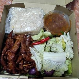 หมูปลาร้าแซ่บนัวส์