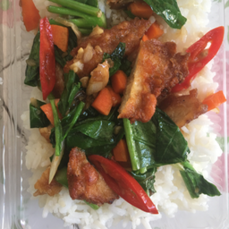 คะน้าไก่กรอบ