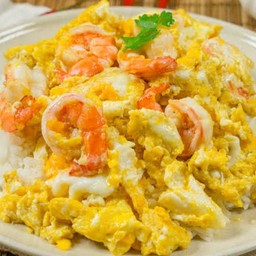 ไข่ขยี้กุ้ง