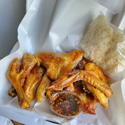 ไก่ย่างเขาสวนกวางเอราวัณ