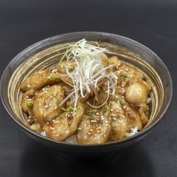 ข้าวหน้าคอหมูยากินิกุ