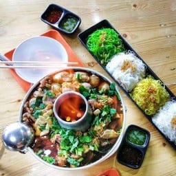 อ็อฟหมูตุ๋นหม้อไฟ โรงสี&ตามสั่ง ยันหว่าง สาขา1