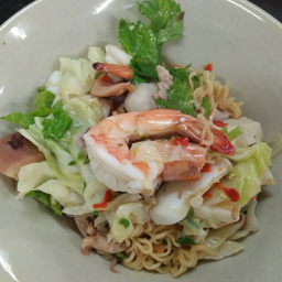 ยำมาม่า