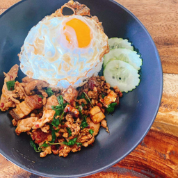 กะเพรารวมหมู(หมูกรอบ/หมูสับ/หมูชิ้น)