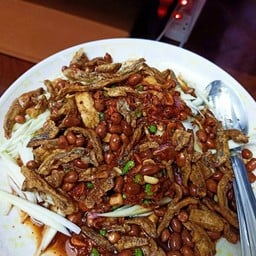 ยำมะม่วง กาสาว่าส์