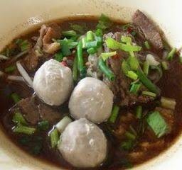 ก๋วยเตี๋ยวกอไผ่ & น้ำแข็งใส