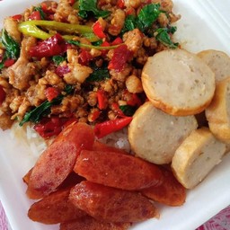 (จัดหนักผัดกะเพรา) กะเพราหมูสับ หมูยอ กุนเชียง