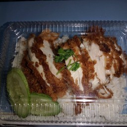 ข้าวมันไก่ทอด