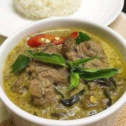 แกงเขียวหวานเนื้อ