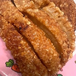 อาหารตามสั่ง หมูกรอบ ฟิน ฟิน (เด็ดเรื่องหมูกรอบ)