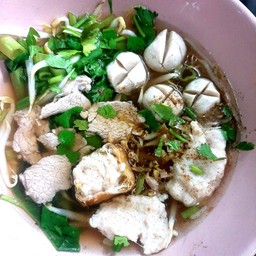 ก๋วยเตี๋ยวน้ำใส