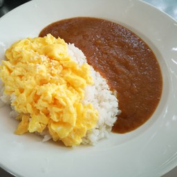 ข้าวแกงกระหรี่ ไข่ข้น