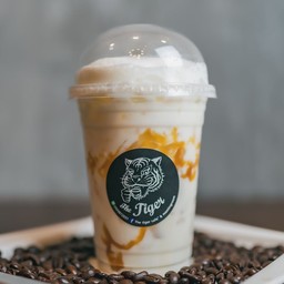 นมสดคาราเมลเย็น