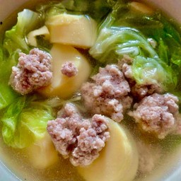 แกงจืดเต้าหู้ไข่หมูสับ (เลือกผักได้ค่ะ)