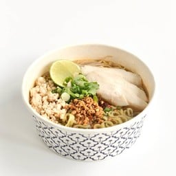 ก๋วยเตี๋ยวต้มยำ อกไก่ซูวี ไร้น้ำมัน ( แยกเครื่องปรุง )