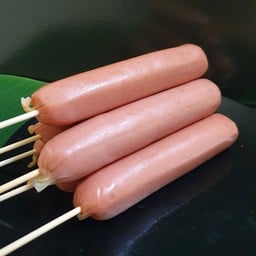 ลูกชิ้นปริญญา สามกอง