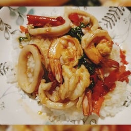 เอ็นจอย กระเพราซิ่ง