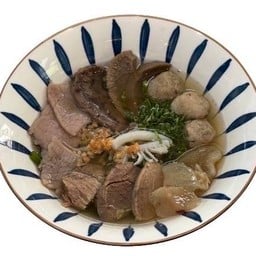 ก๋วยเตี๋ยวเนื้อ (L)