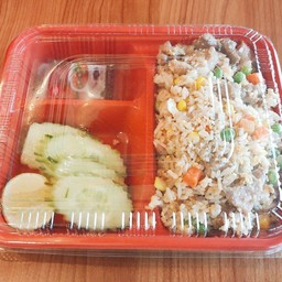 ข้าวผัดไข่+หมู