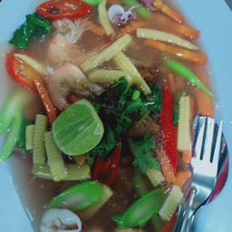 ราดหน้ารวมมิตร