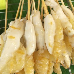 ไข่ปลาหมึกอาเจน