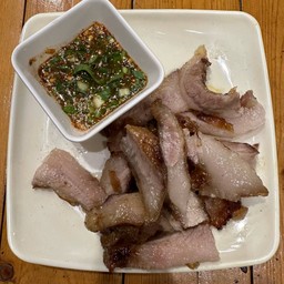 คอหมูย่าง