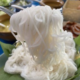 ขนมจีน