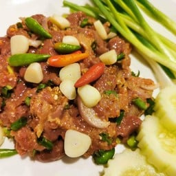 ก้อยหมู   สุก หรือ ดิบ