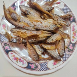 ปลาวาทแดดเดียวทอด